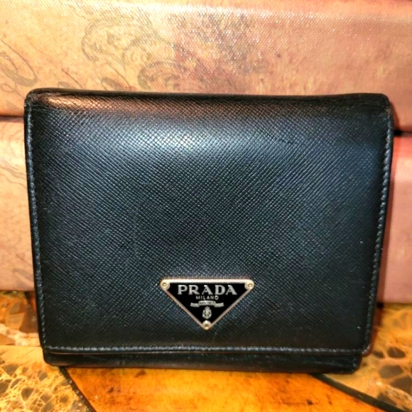 Prada Handbags - Prada wallet🔥🔥